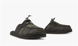 The Ruck Recovery Slide is the remedy for your post-ruck feet. The footbed features sculpted geometry to relieve and revitalize your strained ligaments and tendons.