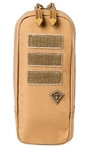 Protect your eyewear on the job in this durable pouch designed to guard both your frames and lenses. A hard foam sleeve serves as a protective shell while the quick pull-out lens cloth keeps your lenses in optimal condition.