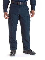 Designed with feedback from active operators the 5.11 Tactical Ripstop TDU Cargo Pants deliver superior utility for any tactical environment. Engineered from 5.11 Tacticals durable, lightweight polyester/ cotton ripstop fabric