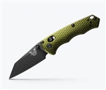 Manual version of the full-size Immunity folding knife. The EDC world just leveled up in a big way. With the Immunity family, a sub 2.5" CPM-M4 Wharncliffe Blade, and a svelte anodized aluminum handle
