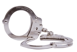 Peerless 700C handcuffs – nickel-plated chain-link duty restraints for Canadian police, corrections, and security use